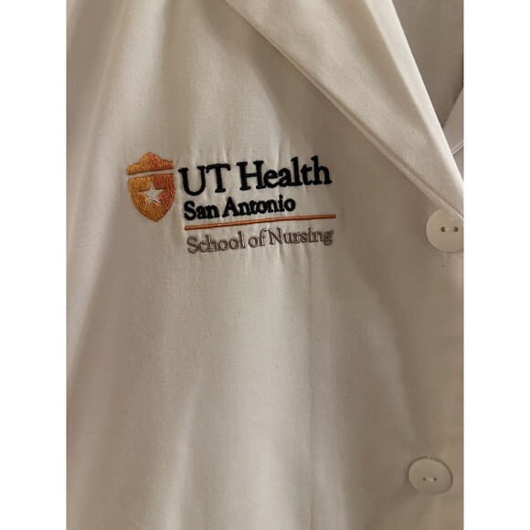 Women’s UT Health San Antonio White Nurses Short Lab Coat Size Large - Picture 2 of 4